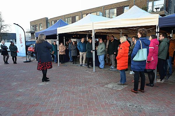 Feestelijk moment oplevering 36 sociale huurwoningen Landgoed in den Houte